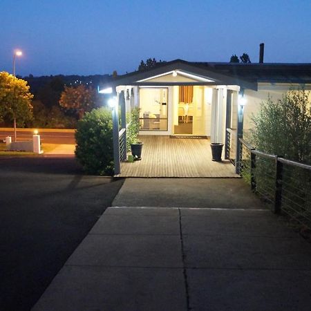 Armidale Inn Bagian luar foto